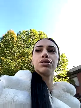 Snapshot of ilariea_girl chatting on October 8, 2:25 pm ilariea girl online show from October 8, 2:25 pm