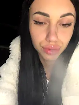 Snapshot of ilariea_girl chatting on October 20, 8:31 pm ilariea girl online show from October 20, 8:31 pm