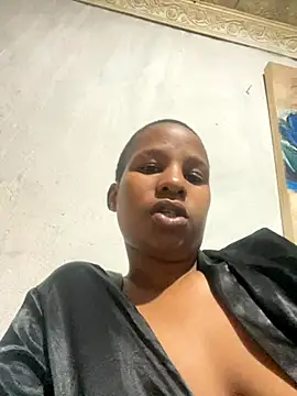 MissBubbles04 online show from October 31, 7:48 pm