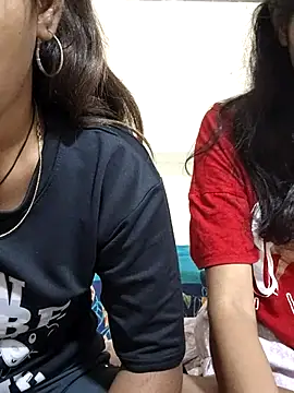 Snapshot of Unique_girls90 chatting on October 16, 1:34 pm Unique girls90 online show from October 16, 1:34 pm