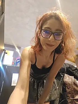 YuriXo online show from February 14, 8:11 am