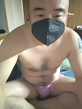 Snapshot of han515319 chatting on March 14, 12:10 pm han515319 online show from March 14, 12:10 pm