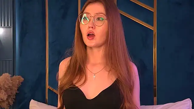 LisaFoxs online show from October 1, 1:39 pm