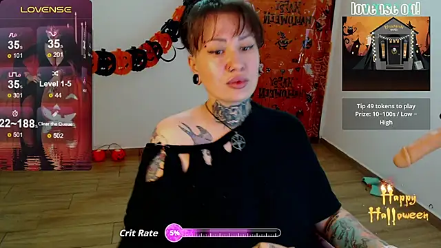 Snapshot of Senorita__Dakota chatting on October 16, 7:37 pm Senorita Dakota online show from October 16, 7:37 pm