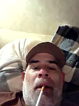 DeeBestEver online show from January 8, 8:55 pm