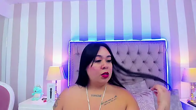 EmaHarpeer online show from October 13, 1:38 am