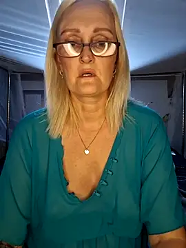 Snapshot of Jenny_Blum chatting on October 9, 8:12 am Jenny Blum online show from October 9, 8:12 am