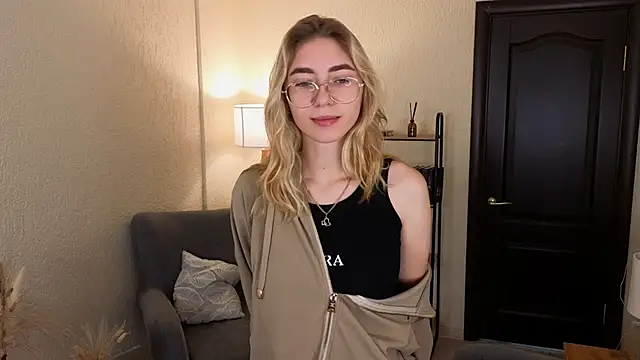 KatherineWill online show from October 8, 7:50 am