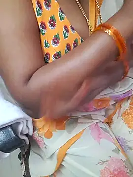 Snapshot of Tamil_Ammani chatting on February 28, 8:26 am Tamil Ammani online show from February 28, 8:26 am