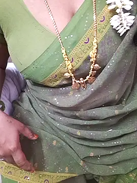 Snapshot of Tamil_Ammani chatting on March 4, 11:11 pm Tamil Ammani online show from March 4, 11:11 pm