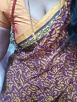 Snapshot of Tamil_Ammani chatting on April 19, 6:10 pm Tamil Ammani online show from April 19, 6:10 pm