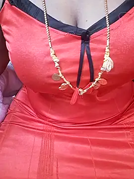 Snapshot of Tamil_Ammani chatting on May 10, 7:30 pm Tamil Ammani online show from May 10, 7:30 pm