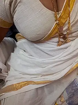 Snapshot of Tamil_Ammani chatting on May 22, 6:02 pm Tamil Ammani online show from May 22, 6:02 pm