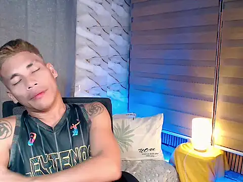 Cute Lucas online show from December 23, 5:38 am