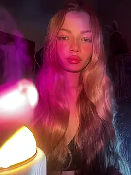  Siennaaa  online show from March 19, 8:46 pm