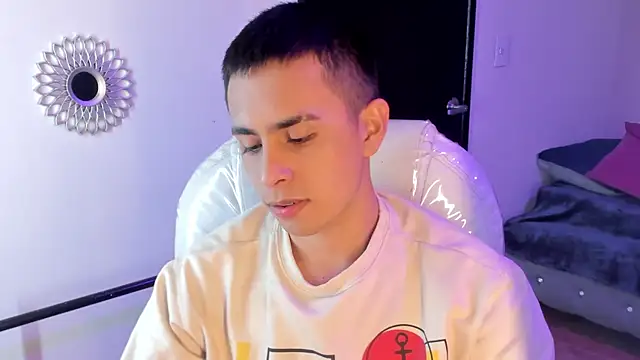 Nyko ds online show from December 22, 3:25 am