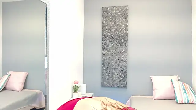 Snapshot of sammy_gale chatting on October 18, 11:44 am sammy gale online show from October 18, 11:44 am