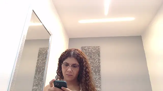 Snapshot of sammy_gale chatting on March 22, 11:57 am sammy gale online show from March 22, 11:57 am