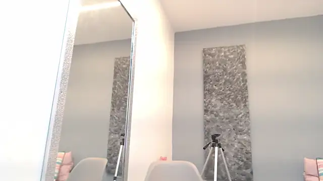 Snapshot of sammy_gale chatting on April 1, 1:41 pm sammy gale online show from April 1, 1:41 pm