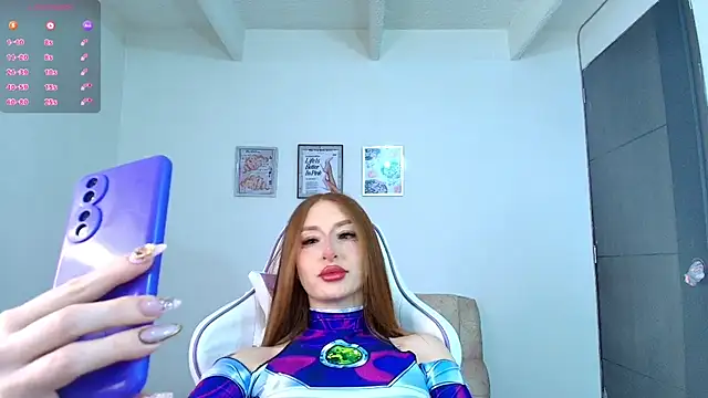 Bennuluspeach  online show from October 18, 5:14 pm