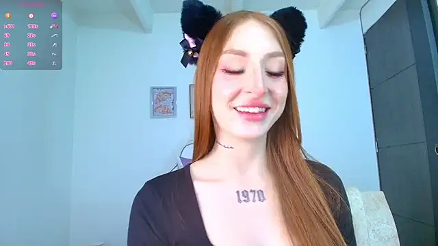 Bennuluspeach  online show from November 8, 2:17 pm