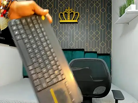 casike1 online show from November 12, 11:25 pm