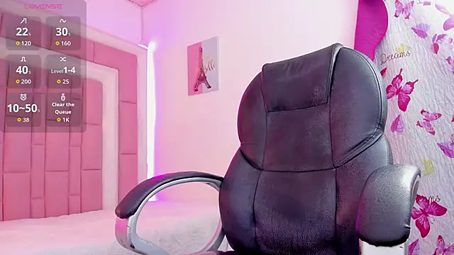 Snapshot of Klaret_Toy chatting on October 15, 4:51 pm Klaret Toy online show from October 15, 4:51 pm