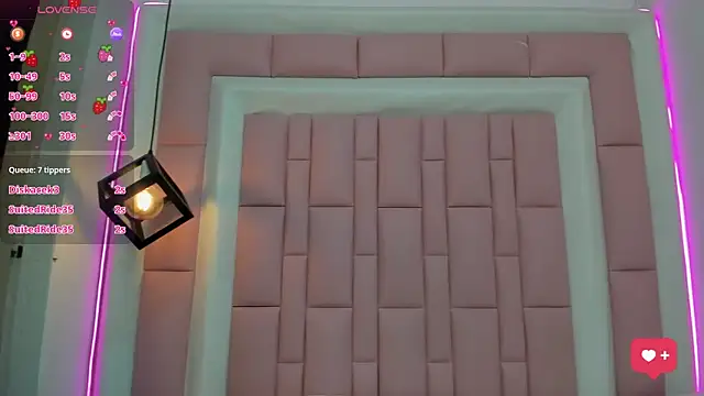 Snapshot of Klaret_Toy chatting on November 5, 1:38 am Klaret Toy online show from November 5, 1:38 am