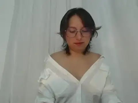 Snapshot of Klaret_Toy chatting on March 10, 10:15 pm Klaret Toy online show from March 10, 10:15 pm