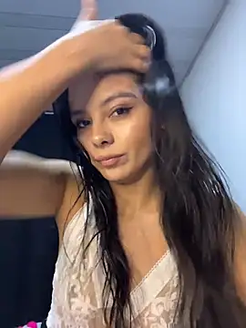 SaraMistick online show from November 20, 10:37 am