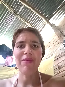 Snapshot of antonellahotimida chatting on May 1, 1:59 pm antonellahotimida online show from May 1, 1:59 pm