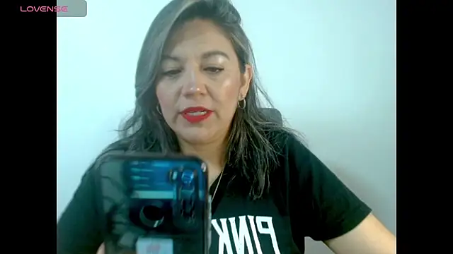 Snapshot of XxAntonellaxxx chatting on October 15, 1:44 pm XxAntonellaxxx online show from October 15, 1:44 pm