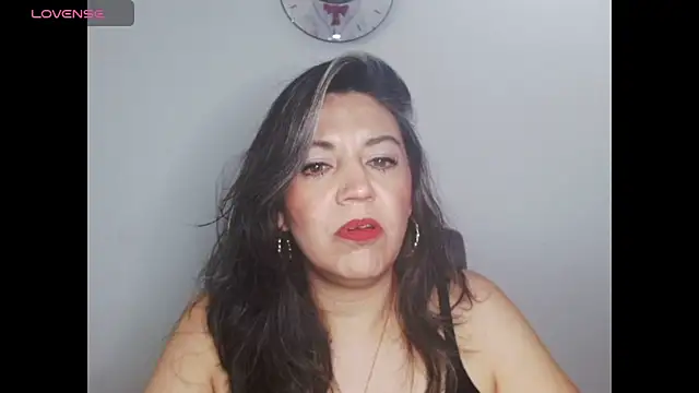 Snapshot of XxAntonellaxxx chatting on October 20, 4:29 pm XxAntonellaxxx online show from October 20, 4:29 pm