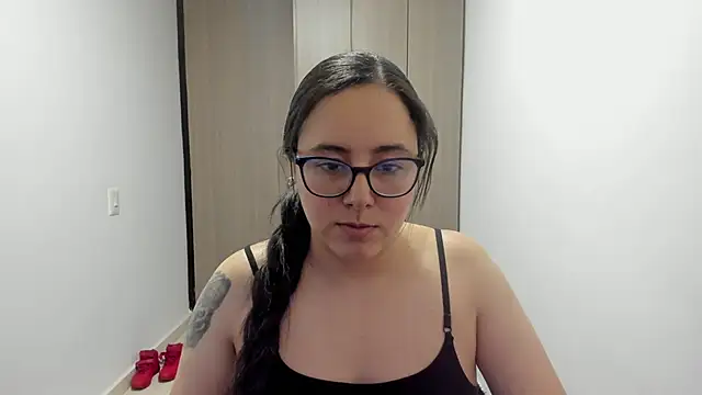 Venus cat  online show from October 15, 12:44 am