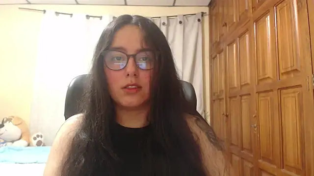 Venus cat  online show from June 12, 4:00 am