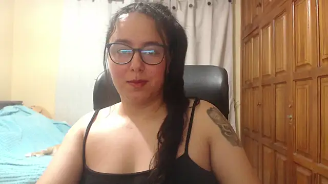 Venus cat  online show from June 14, 4:36 am
