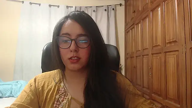 Venus cat  online show from June 16, 9:17 pm