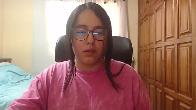 Venus cat  online show from June 20, 2:53 pm