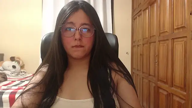 Venus cat  online show from July 17, 5:36 am