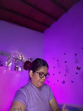Snapshot of Solaangel_ chatting on February 19, 11:56 pm Solaangel online show from February 19, 11:56 pm