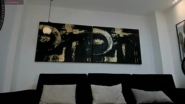 Snapshot of EmilyJohnsonX1 chatting on December 3, 3:14 am EmilyJohnsonX1 online show from December 3, 3:14 am