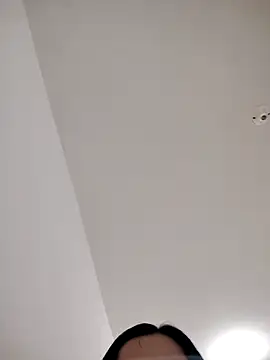 LindaSalo33 online show from October 19, 2:45 am