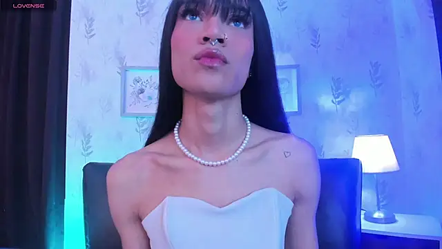 alana madison10 online show from October 6, 8:28 pm