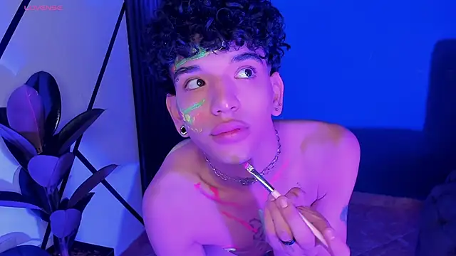 Snapshot of todoroki_g chatting on October 29, 1:13 pm todoroki g online show from October 29, 1:13 pm