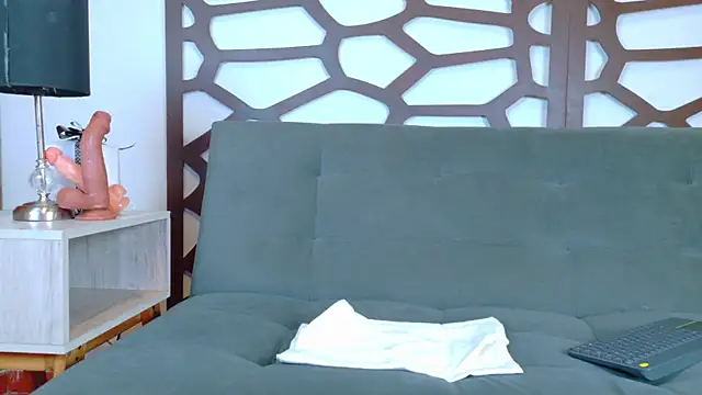 ashley jonee online show from December 18, 6:58 pm