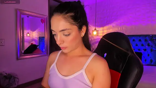 Snapshot of isaa_dl chatting on November 4, 11:26 pm isaa dl online show from November 4, 11:26 pm