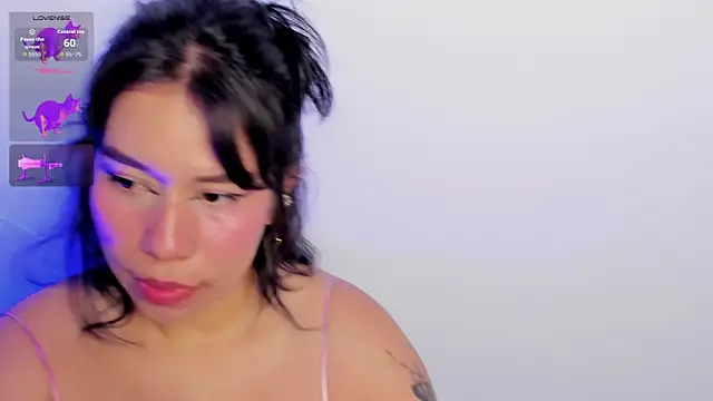liztender  online show from October 2, 12:06 am