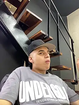 jeff2995  online show from March 25, 8:04 pm