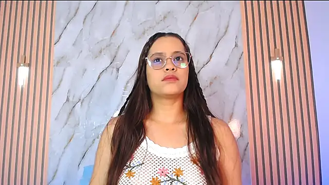 PiaGelvez online show from November 21, 8:18 pm