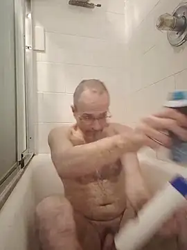 Snapshot of Curious9884 chatting on October 8, 6:22 am Curious9884 online show from October 8, 6:22 am